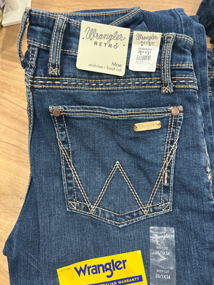 Wrangler - Women's Retro Mid Rise Boot Cut Mae Jean 34 Leg Dark Blue