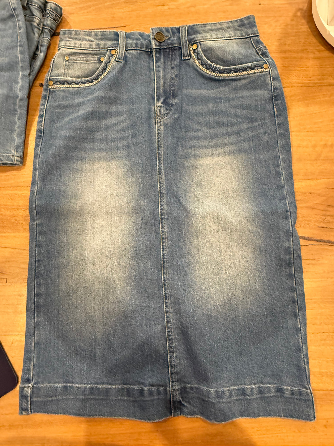 Wrangler - WOMENS EMMIE DENIM SKIRT S26