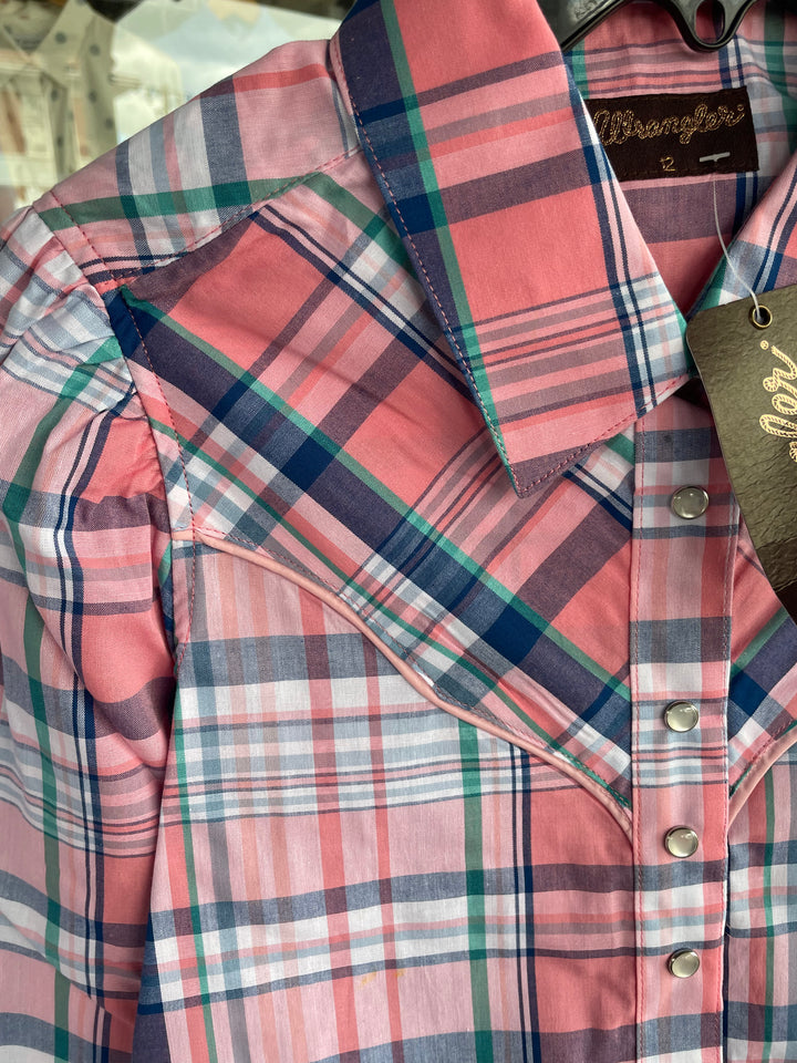 Wrangler - Women’s Kiara Check Western Long Sleeve Shirt S26