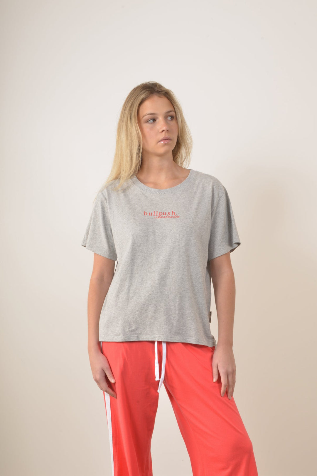 Bullrush - Lifestyle Tee in Grey S26
