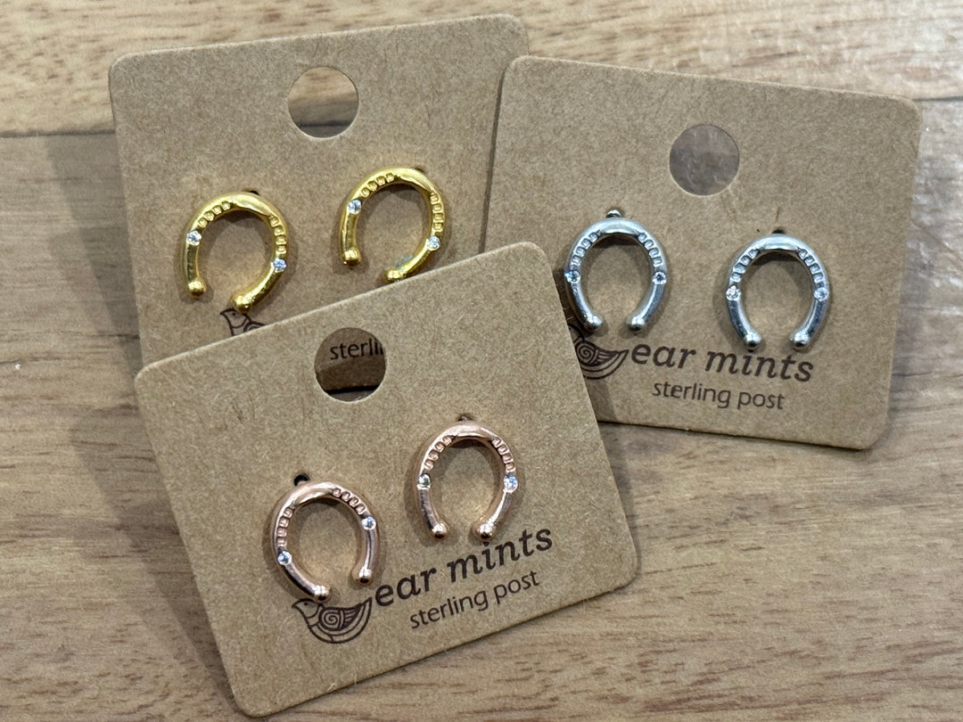 Fabienne - CUBIC DOUBLE HORSESHOE POST EAR RING