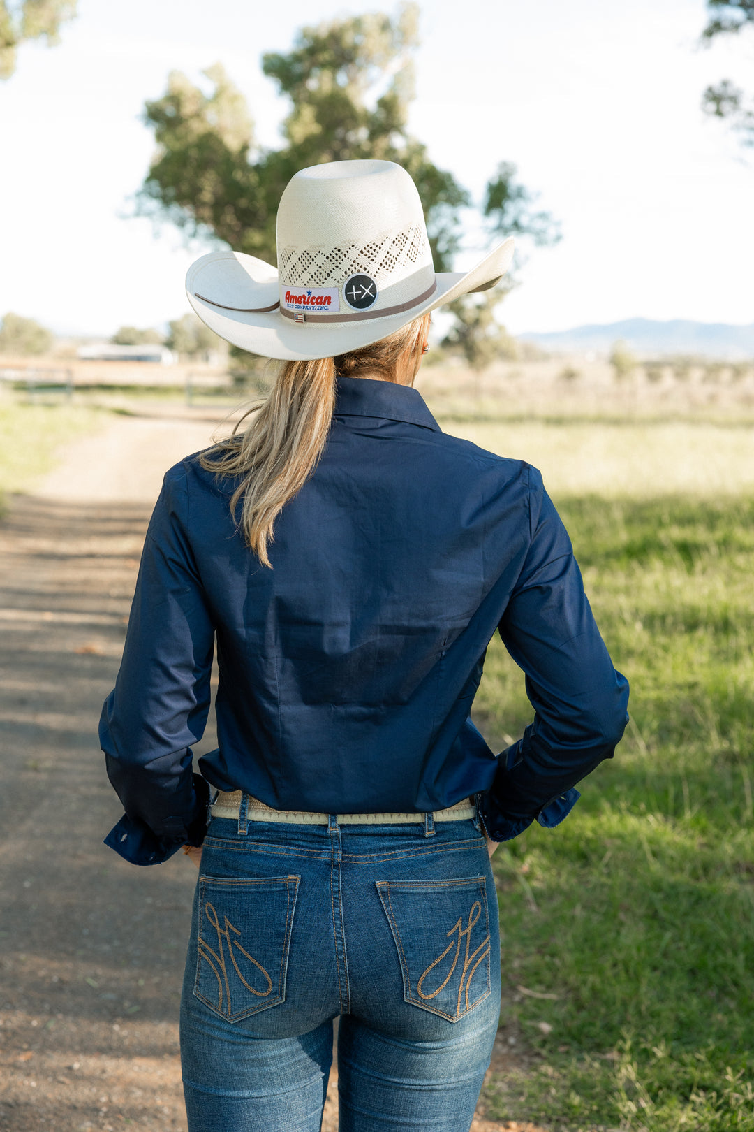 HAMILTON CAMPDRAFT COMMITTEE  MEMBERS ONLY (JANE SHIRT - NAVY WITH NAVY GINGHAM CONTRAST)