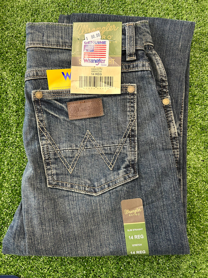 Wrangler - Boys Retro Slim Straight Jean in Jerome (88BWZJM)