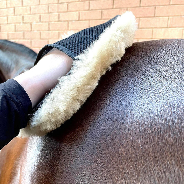 Hairy Pony - Merino Wool Polishing Mit