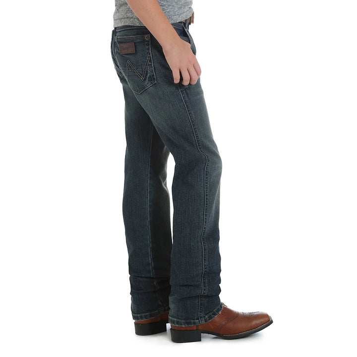 Wrangler - Boys Retro Slim Straight Jean in Jerome (88BWZJM)