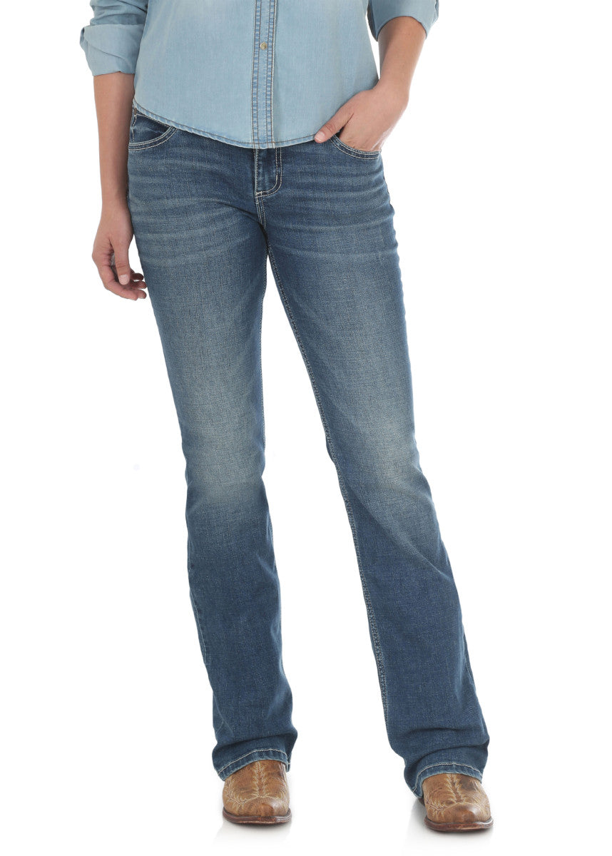 Wrangler - Womens Mae Retro Mid Rise Bootcut Jean in Indigo