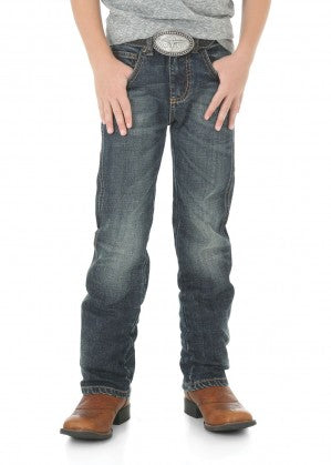 Wrangler - Boys Retro Slim Straight Jean in Bozeman (88BWZBZ)